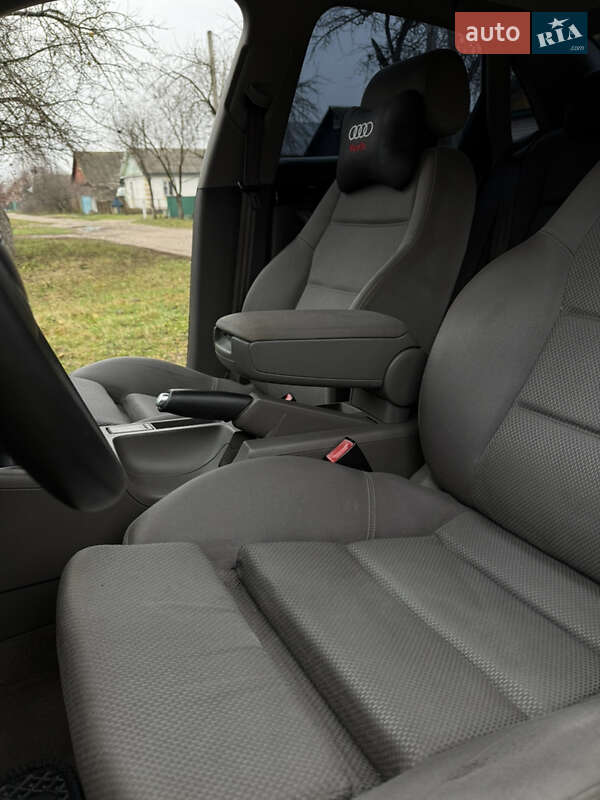 Седан Audi A4 2003 в Городні фото 26 Седан Audi A4 2003 в Городні