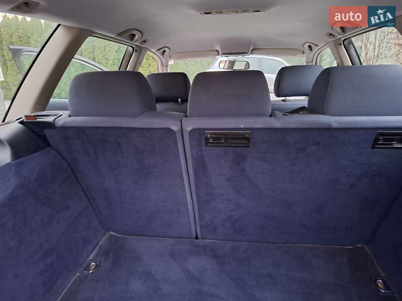 Универсал Audi A4 2000 в Черновцах