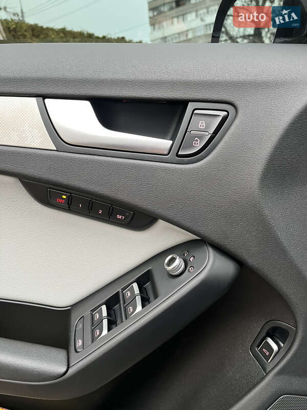 Седан Audi A4 2013 в Днепре