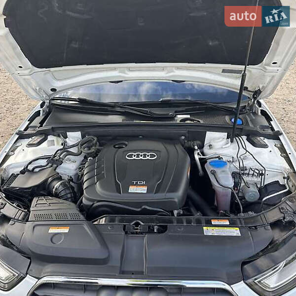 Седан Audi A4 2014 в Киеве