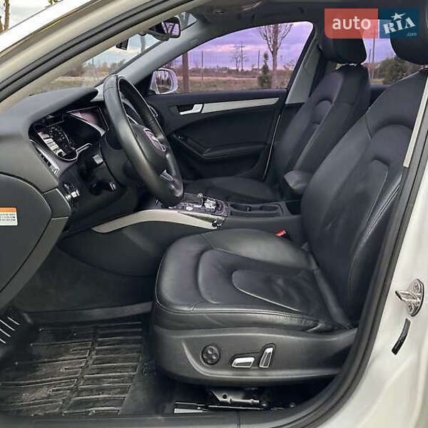 Седан Audi A4 2014 в Киеве