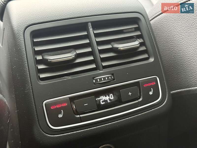 Седан Audi A4 2016 в Харкові