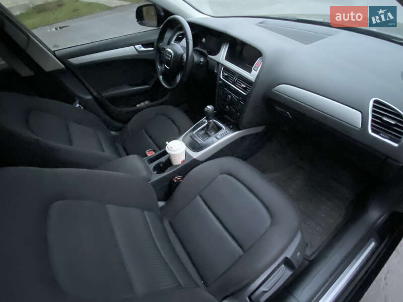 Седан Audi A4 2009 в Киеве