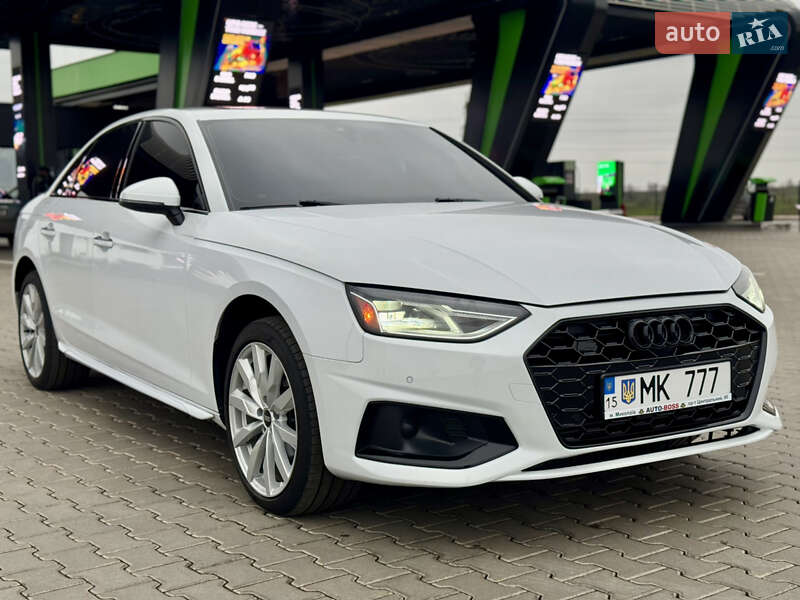 Седан Audi A4 2021 в Николаеве