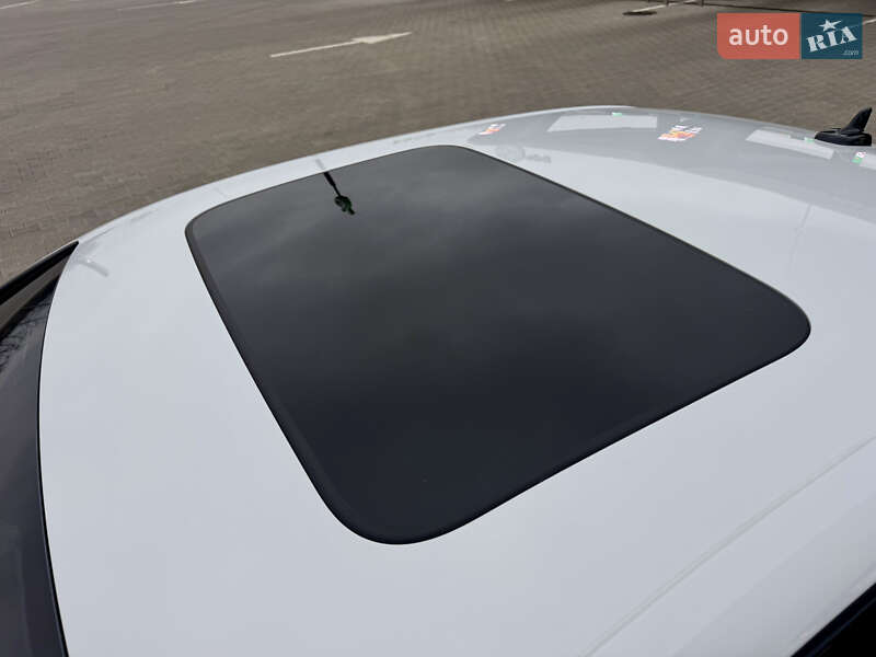 Седан Audi A4 2021 в Николаеве