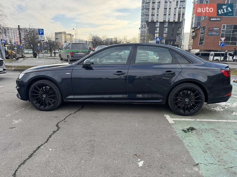 Седан Audi A4 2016 в Львове
