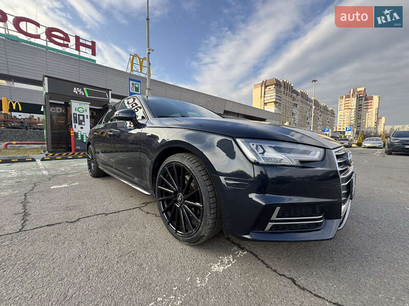 Седан Audi A4 2016 в Львове