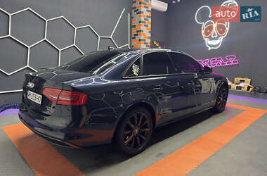 Седан Audi A4 2014 в Житомирі
