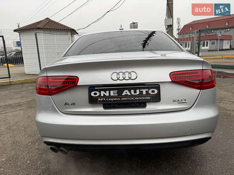 Седан Audi A4 2012 в Києві