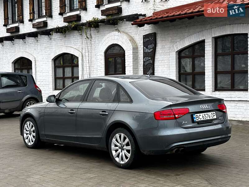 Седан Audi A4 2013 в Красилове
