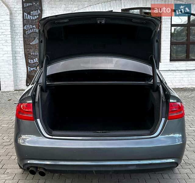 Седан Audi A4 2013 в Красилове