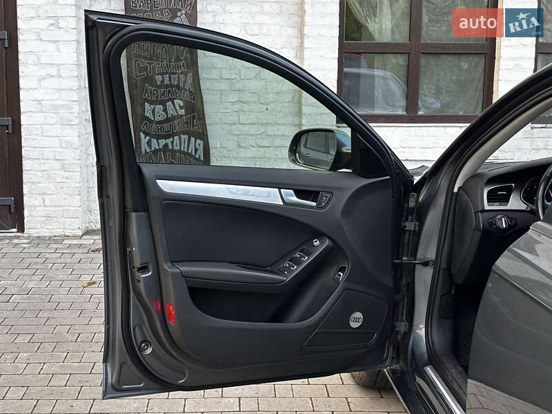 Седан Audi A4 2013 в Красилове