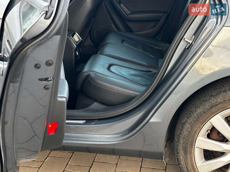 Седан Audi A4 2013 в Красилове