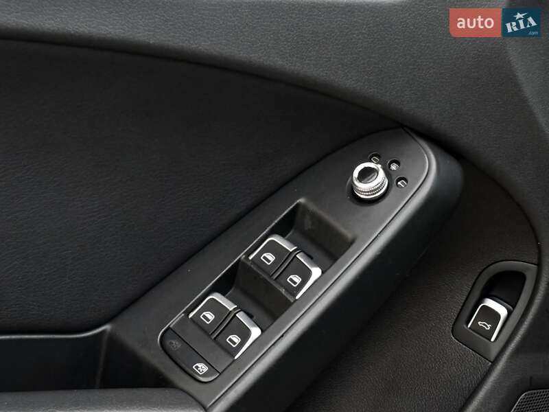 Седан Audi A4 2013 в Красилове