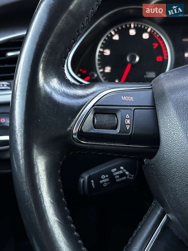 Седан Audi A4 2013 в Красилове