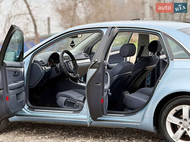 Седан Audi A4 2005 в Дніпрі