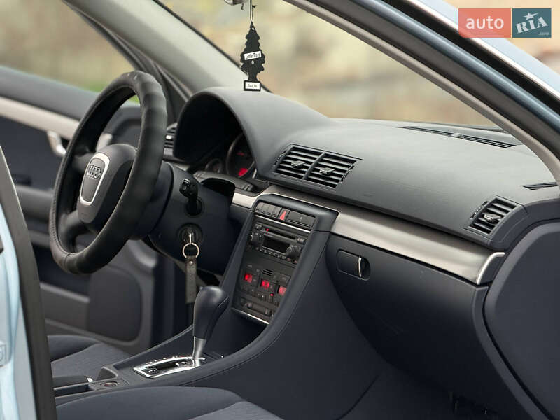 Седан Audi A4 2005 в Дніпрі