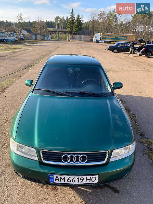 Седан Audi A4 1999 в Житомирі