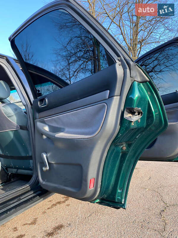 Седан Audi A4 1999 в Житомирі