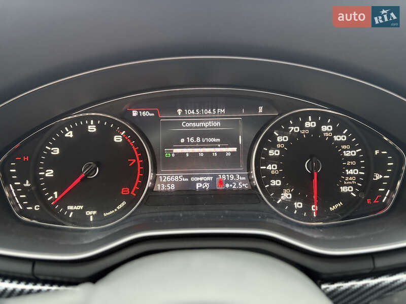 Седан Audi A4 2018 в Тернополе