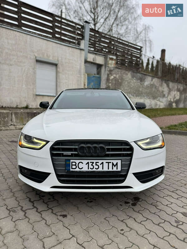Седан Audi A4 2013 в Рогатине