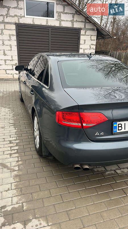 Седан Audi A4 2009 в Миргороде