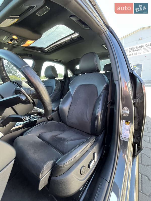 Седан Audi A4 2015 в Нововолынске