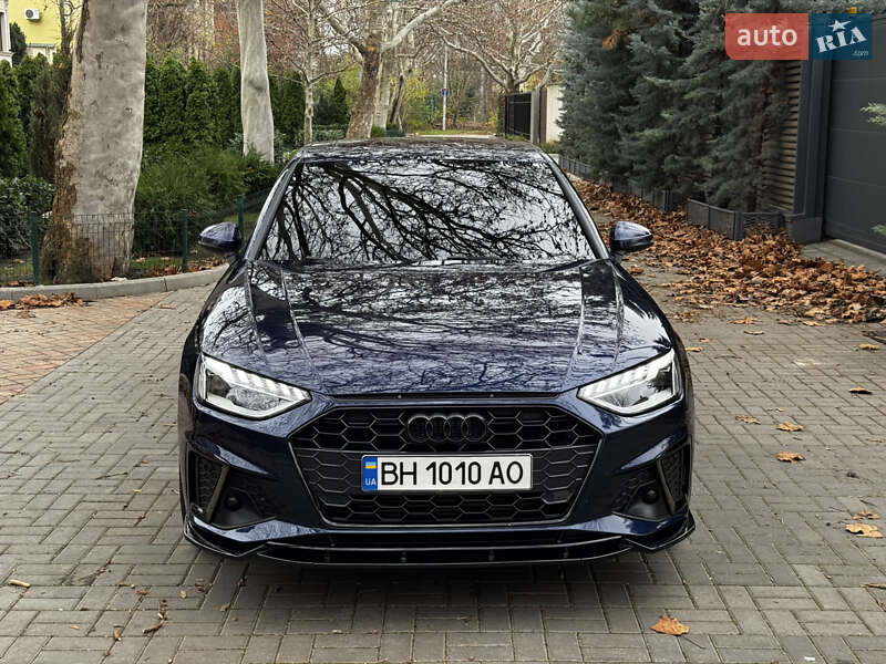 Седан Audi A4 2020 в Одессе