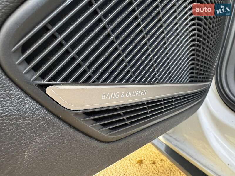 Седан Audi A4 2016 в Киеве фото 17 Седан Audi A4 2016 в Киеве