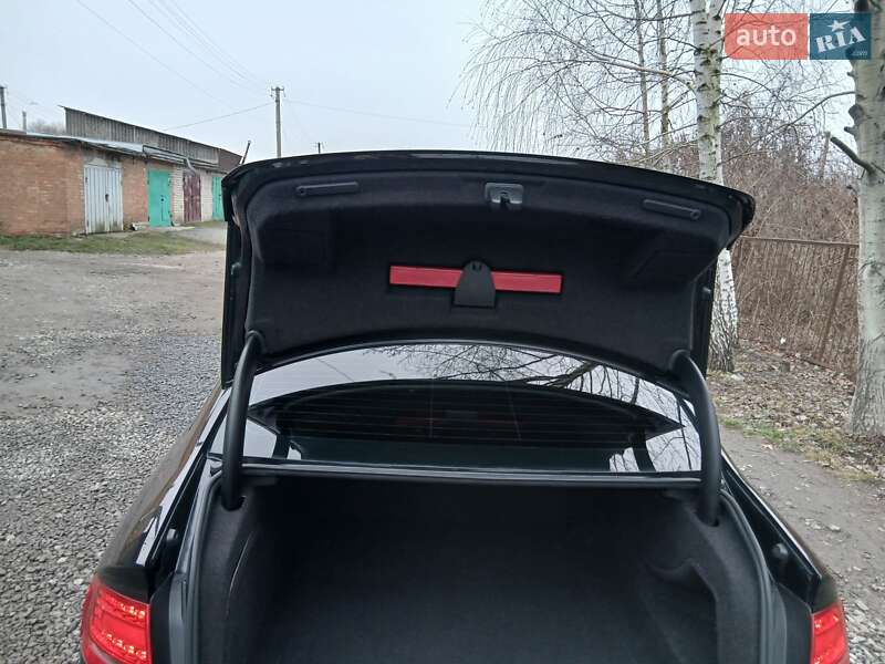 Седан Audi A4 2010 в Казатине