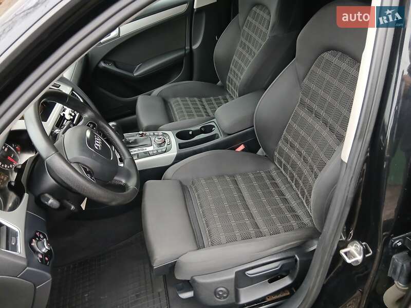 Седан Audi A4 2010 в Казатине