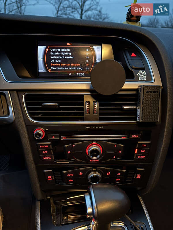 Седан Audi A4 2012 в Кривом Роге