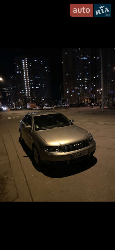 Седан Audi A4 2003 в Киеве