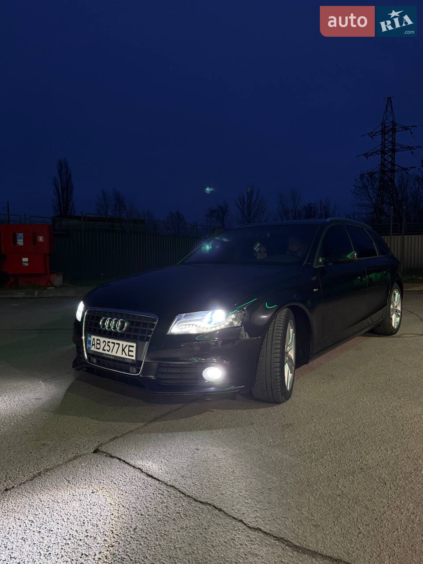 2010 Audi A4 - мініатюра 2