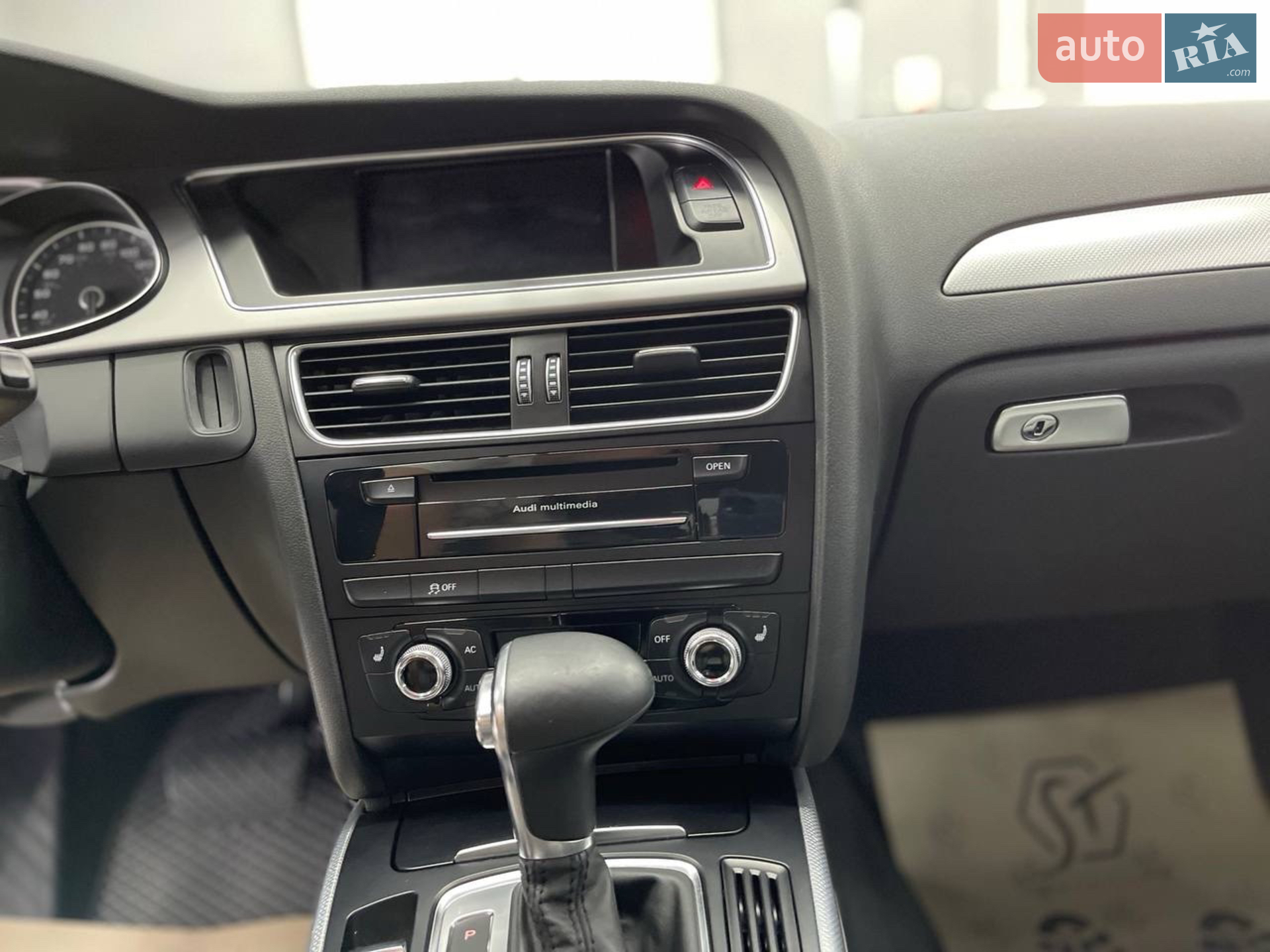 2013 Audi A4 - мініатюра 14