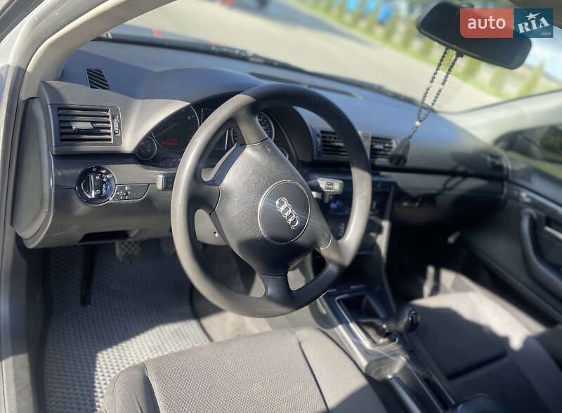 Седан Audi A4 2002 в Борисполе