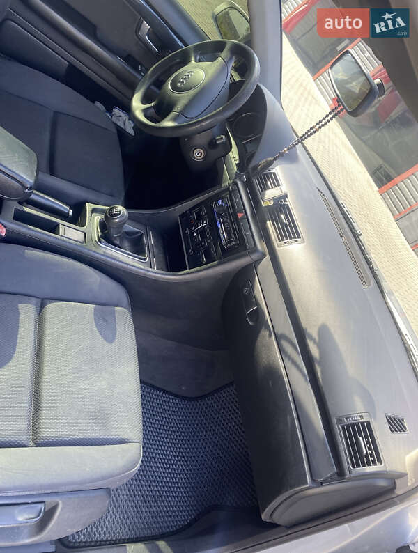 Седан Audi A4 2002 в Борисполі