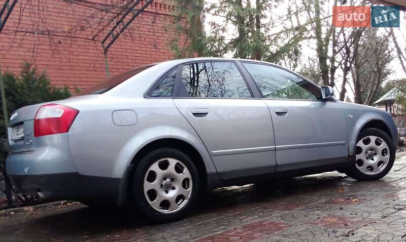 Седан Audi A4 2003 в Харкові