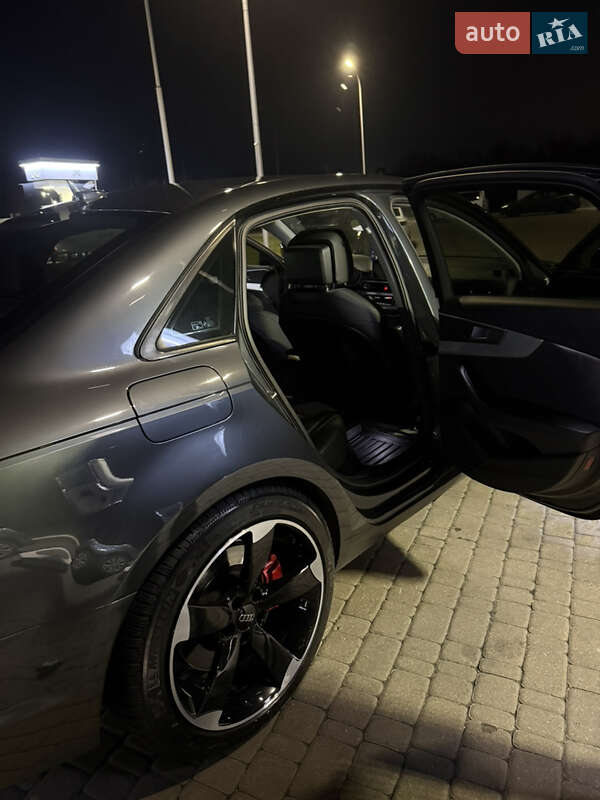 Седан Audi A4 2015 в Борисполе