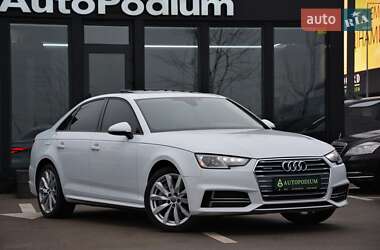Седан Audi A4 2018 в Києві