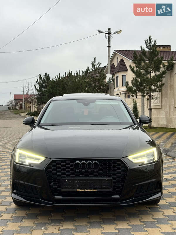 Седан Audi A4 2015 в Одессе
