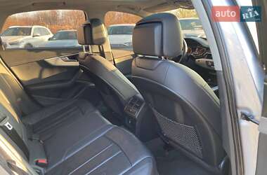 Седан Audi A4 2015 в Львове
