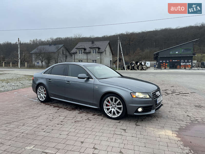 Седан Audi A4 2012 в Теребовле