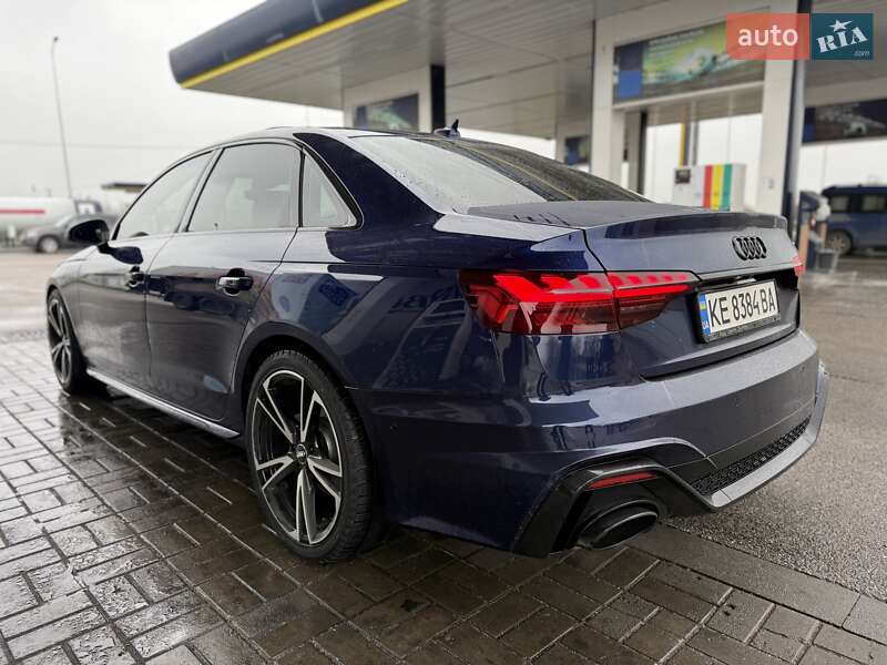 Седан Audi A4 2019 в Днепре