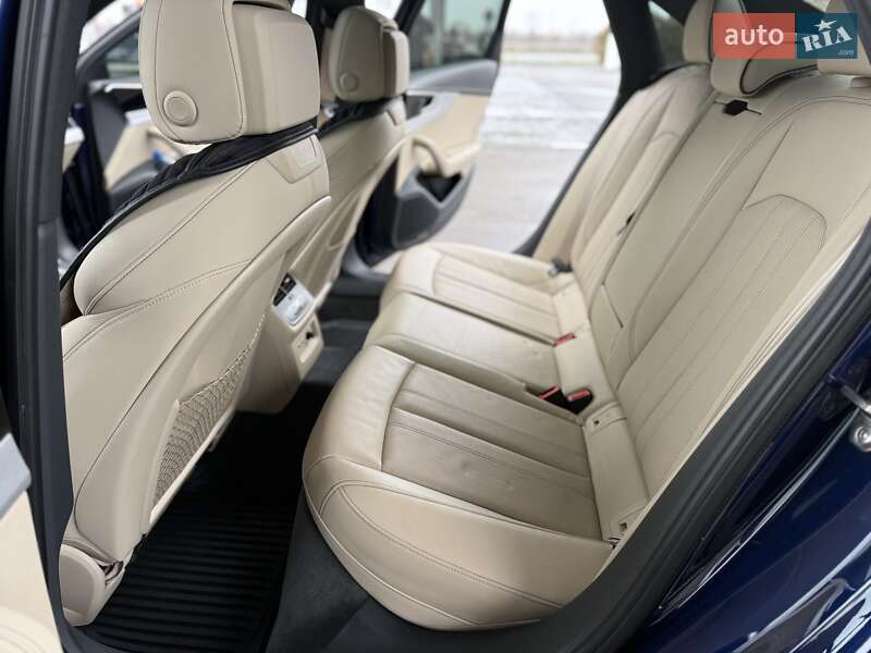 Седан Audi A4 2019 в Днепре