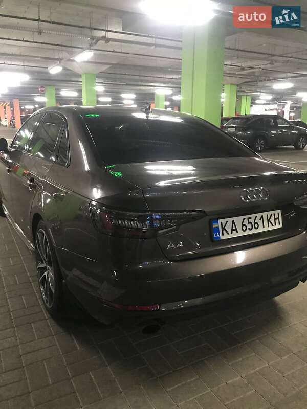 Седан Audi A4 2016 в Киеве