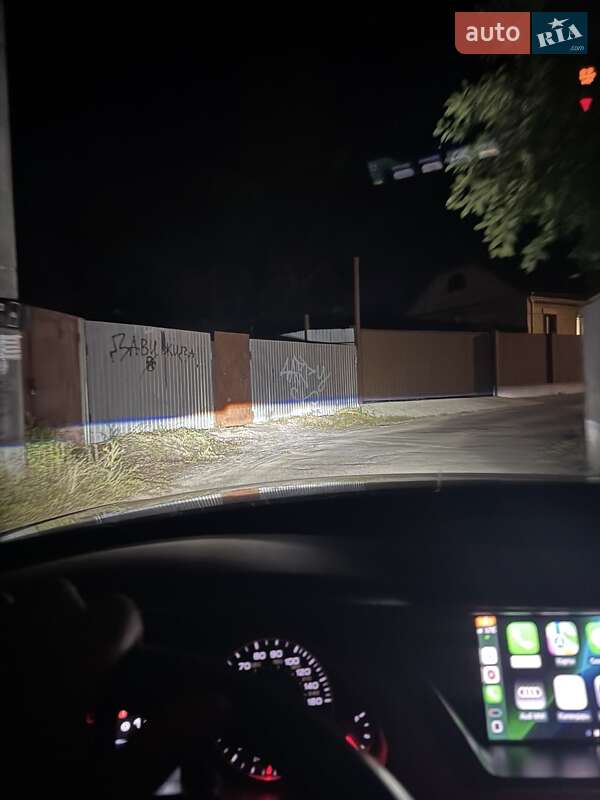 Седан Audi A4 2015 в Киеве фото 17 Седан Audi A4 2015 в Киеве