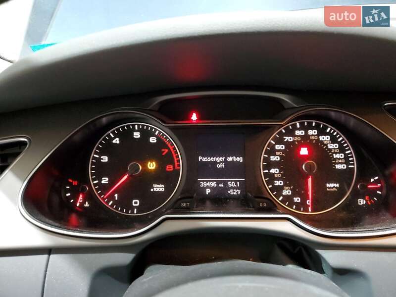 Седан Audi A4 2015 в Львове