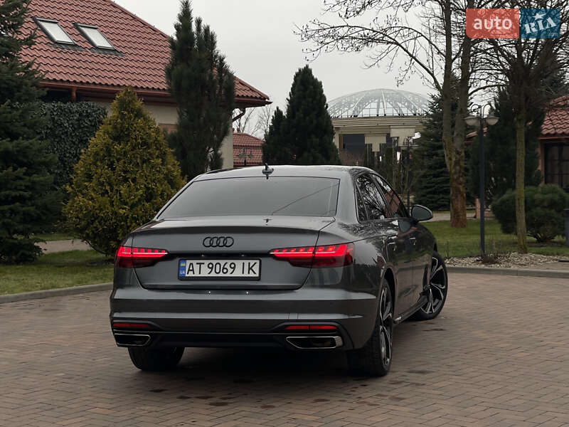 Седан Audi A4 2020 в Ивано-Франковске