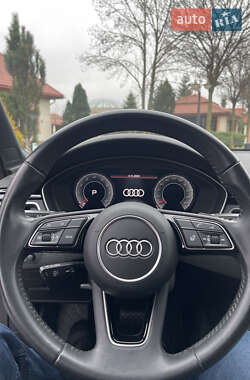 Седан Audi A4 2020 в Ивано-Франковске